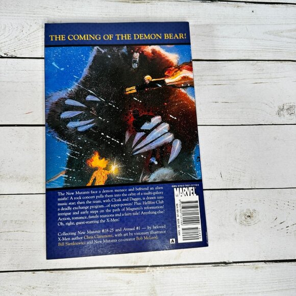 New Mutants Classic Vol 3 Chris Claremont and Bill Sienkiewicz Comic Book PB - Picture 2 of 8